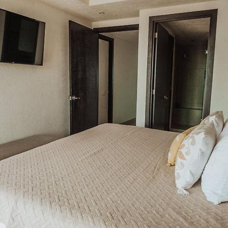 Grand Venetian Beachfront Condos Puerto Vallarta Eksteriør bilde