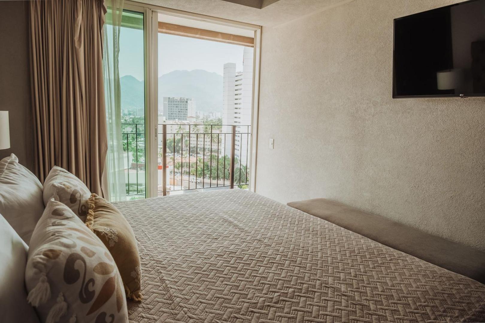Grand Venetian Beachfront Condos Puerto Vallarta Eksteriør bilde