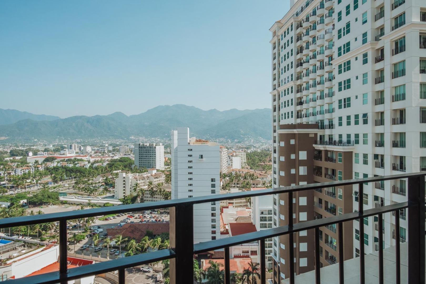 Grand Venetian Beachfront Condos Puerto Vallarta Eksteriør bilde