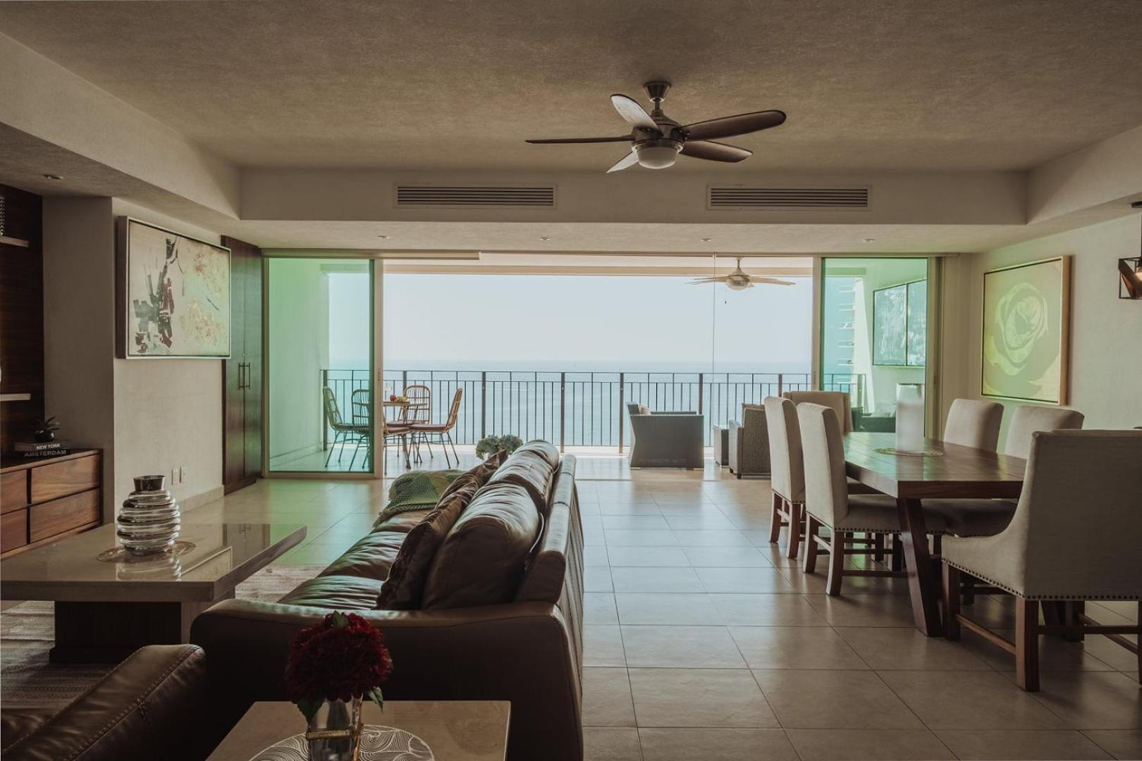 Grand Venetian Beachfront Condos Puerto Vallarta Eksteriør bilde