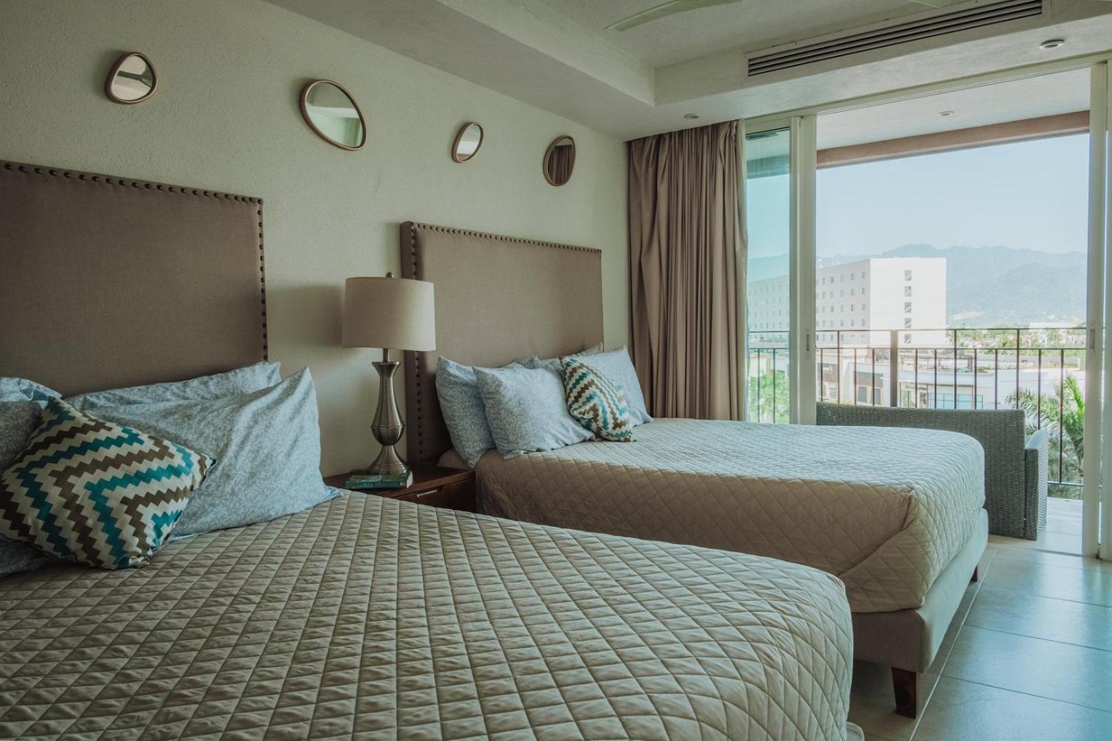 Grand Venetian Beachfront Condos Puerto Vallarta Eksteriør bilde