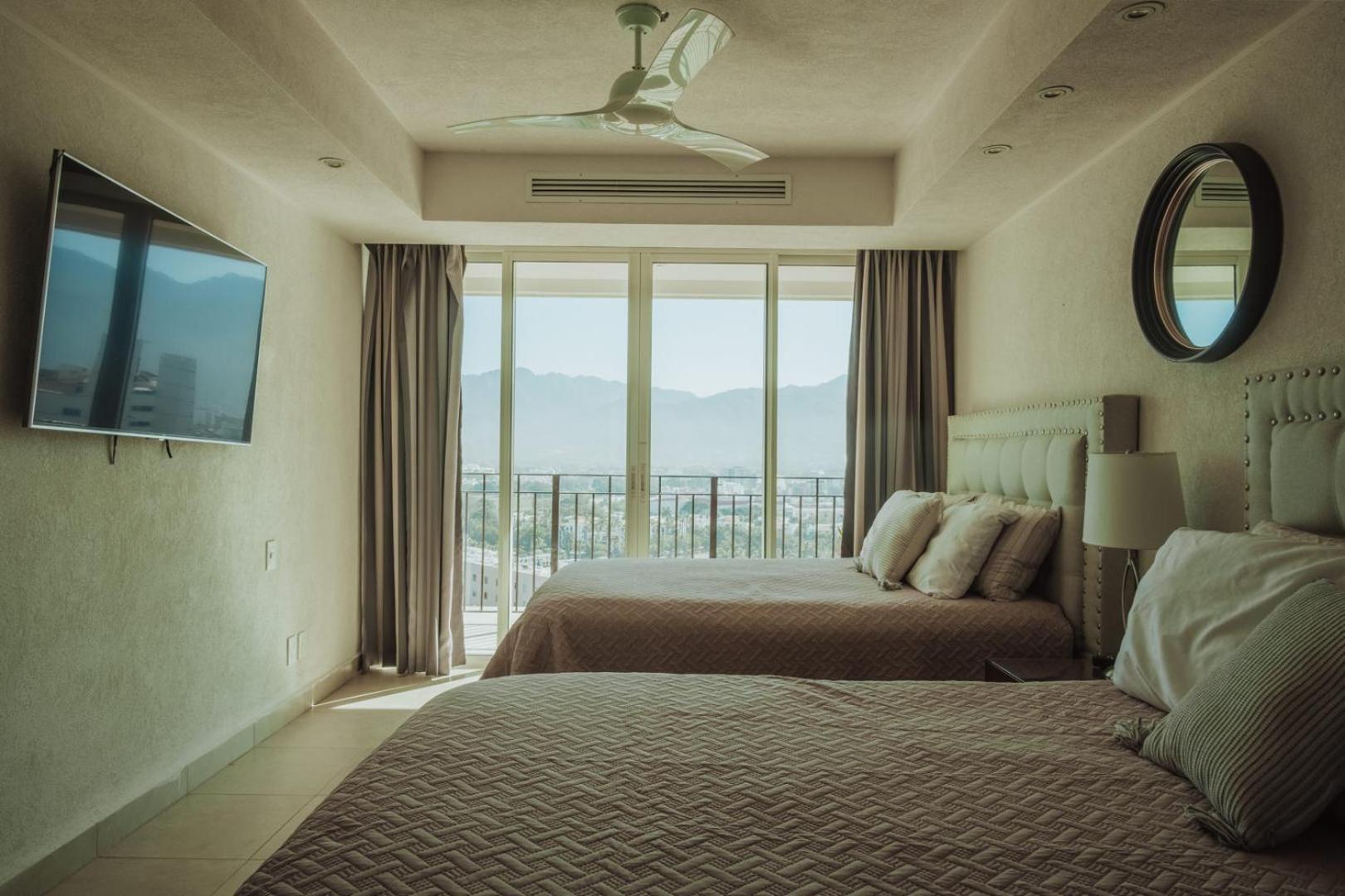 Grand Venetian Beachfront Condos Puerto Vallarta Eksteriør bilde