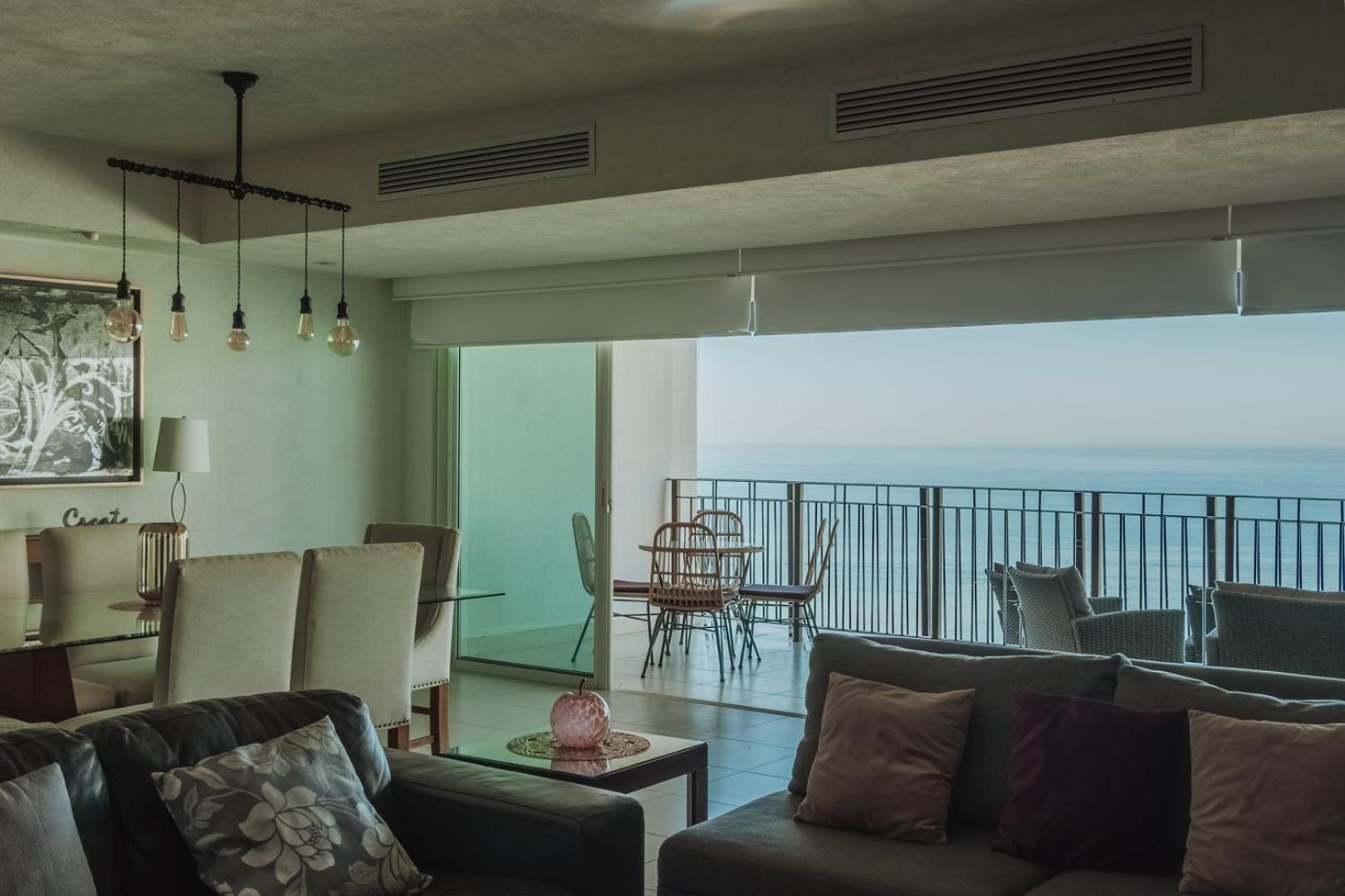 Grand Venetian Beachfront Condos Puerto Vallarta Eksteriør bilde