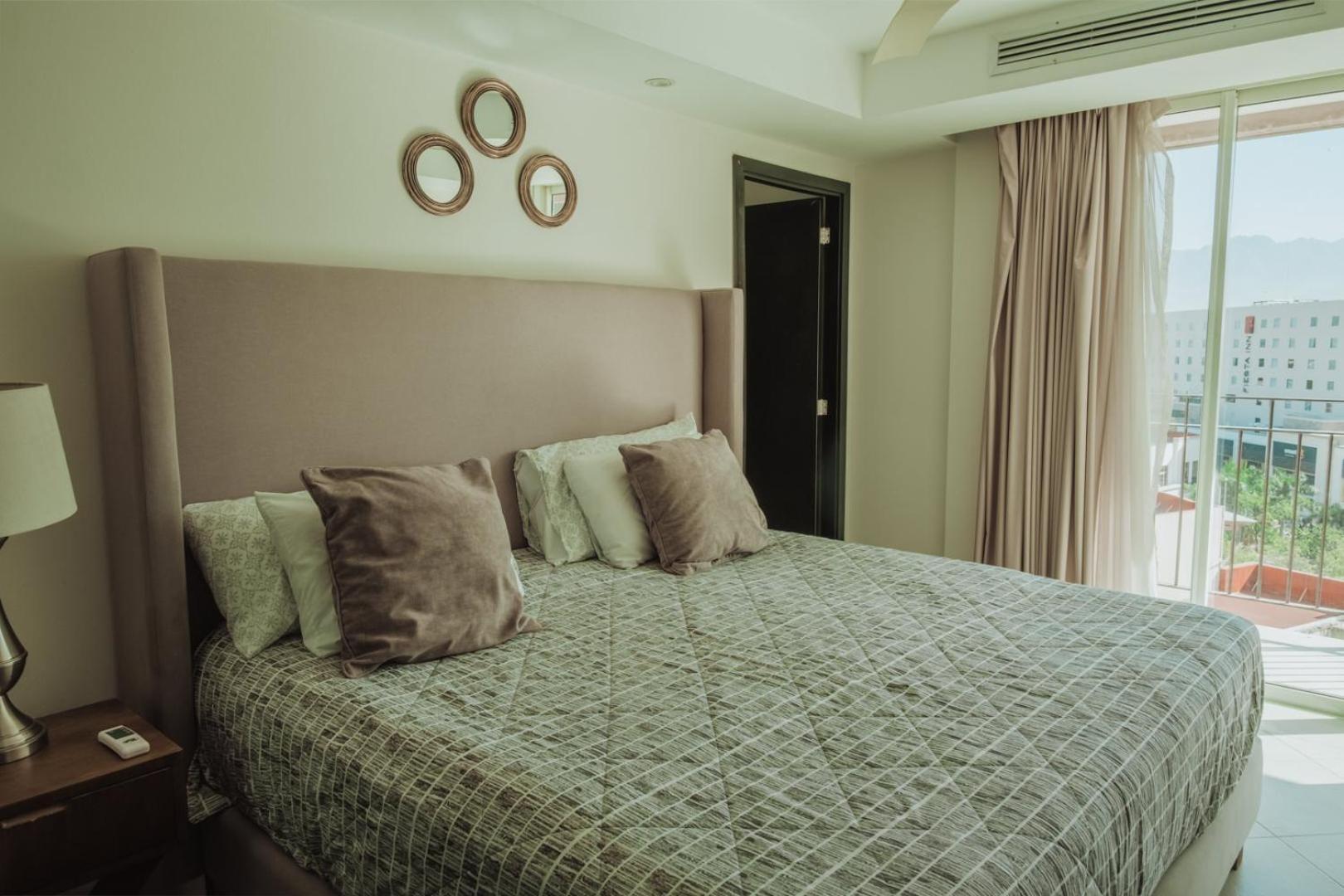 Grand Venetian Beachfront Condos Puerto Vallarta Eksteriør bilde